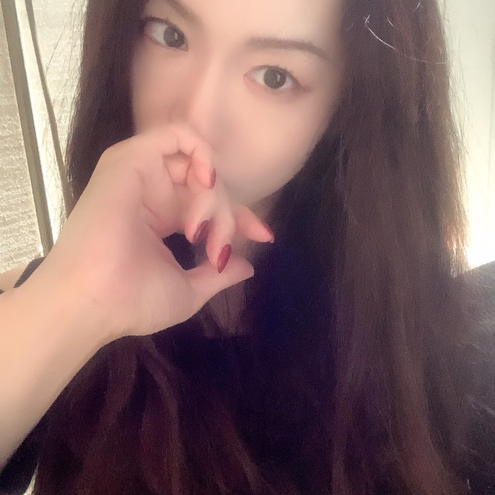 初めましてのお兄さんお誘いくれてありがとう😊

とっても体の相性がいいみたいみたいで、凄くお兄さんが感じてくれて良かった。💋

2回も発射🍌してくれてクタクタにしちゃったね😘

また、是非会えるの楽しみにしてるね❤️