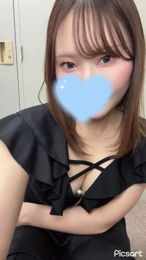 こんな格好じゃ集中できない？📚✏️