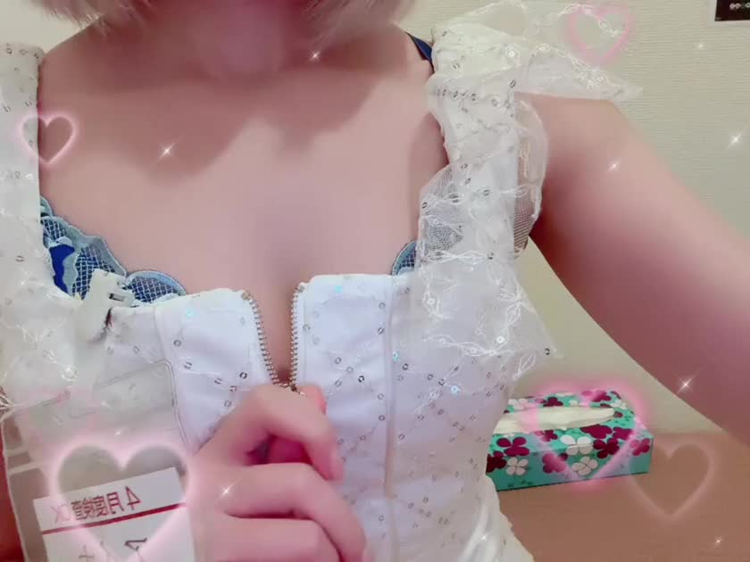 今日はブルーの💙下着‪(*∩´꒳`∩*)


今日は肌寒いのでお兄様方風邪ひかないように気を付けて下さいね❣️

15時までお待ちしてます🫶🏻︎💕︎︎


Ina🐈‍⬛🎀