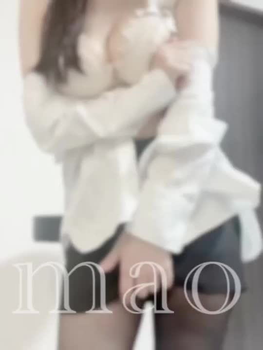 はだけながらのチラリズム♡
