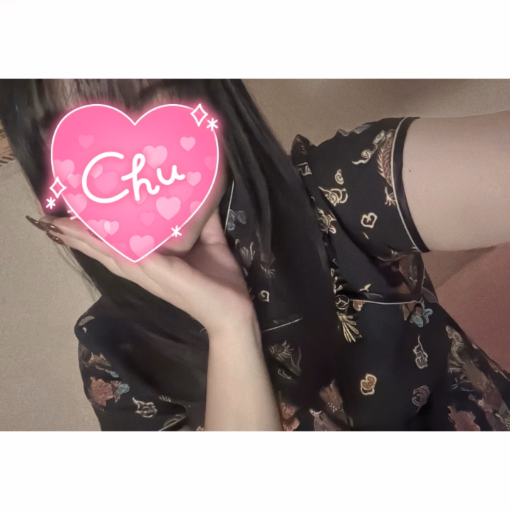 おはようございます☀️
今日からまた寒くなるみたいなので
体調に気を付けてね🥺♡♡
りりこは
花粉症にやられて
アレルギー酷かった🙂‍↔️
またこの時期が来てしまいました💦