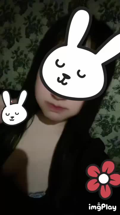 片手で携帯持ってて
失敗しちゃいまちた🐥⸒⸒笑
久しぶりにTIKTOKですん♥️