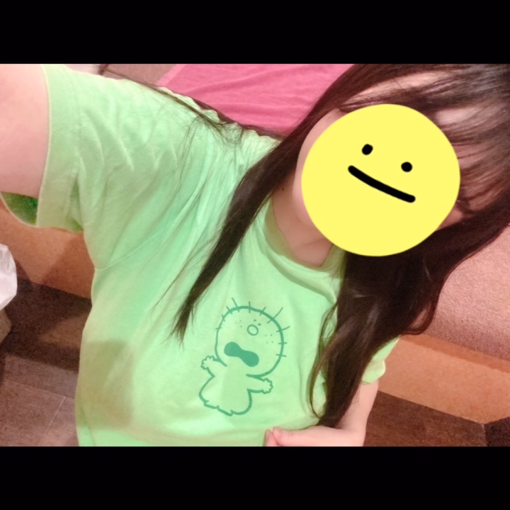 お久しぶりですキキです🙌🏻
明日しれっと出勤入れました!
17-23です!
平日ですし、急遽すぎて
不安でしかないですけど…
会いに来てくれると嬉しいです😭
今月も全然出れなくてごめんなさい🙏🏻
2月3月も出る予定ですが、
少ないかもです💦
まだ未定ですが🥲
頑張って出ます🙇🏻♀️
とりあえず明日お誘い待ってます🙂↕️