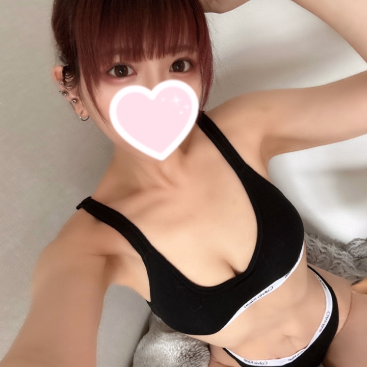 うさぎです🐰🍓

今日24:00まで🎀
明日は急遽17:00~いるので
遊びに来てくれたら嬉しい👉👈

うさとヌルヌルしようよー！