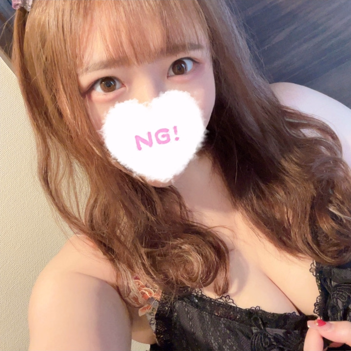 うさぎです🐰🍓
今日24時のラストまでいるよん
明日はおやすみでいないです🙅🏻♀️
今週は日曜日も14時からいるよー
ネットからも予約できます💕💕💕
さーてさて、たくさんフェザータッチでイタズラするぞ😛🫧
非日常を一緒に楽しも!