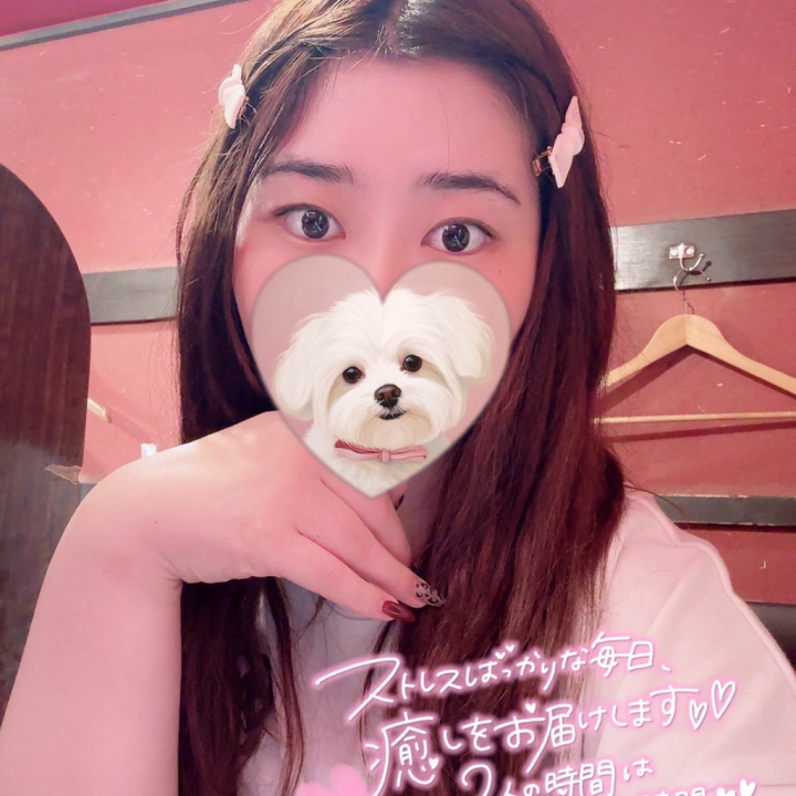 まい🌟は、透き通るような美肌が自慢の美少女💋✨

いつもお兄さんたちに「肌が綺麗だね」って褒められちゃうの💕

実は、美容について色々
研究してるんだよね✨
特にスキンケアにはこだわりがあって、毎日欠かさずお手入れしてるの💆‍♀️

特技は、マッサージ🤲✨
お兄さんの疲れた身体を癒してあげるのが大好き❤️

強めに揉んであげるから、きっと気持ちいいよ😘

Sっ気があるから、
お兄さんを責めるのも得意かも😈💕
まい🌟にいっぱい気持ちよくなってもらいたいなぁ💓

写メ日記で気になったお兄さんは、ぜひ遊びに来てね！一緒に楽しい時間を過ごそうね😉💕