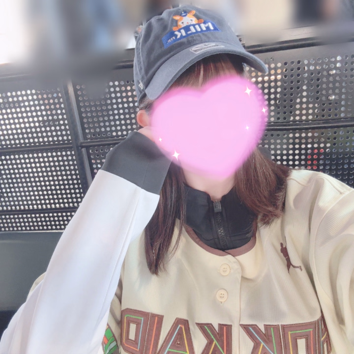おはようございます☀
こころ出勤しました🥰
　
17時までのんびりお待ちしております♪
ご予約ご来店お待ちしております🫶
　
　
対オランダで引き分けは十分すごいですよね？？
(サッカー知識ほぼなし)
　
🍀今後の出勤🍀
⭐️6月
15日(月) 11-17 🈳12:20-
16日(火) 9-17
17日(水) 9-17
18日(木) 9-17
19日(金) 9-15 🈳10:40-
22日(月) 9-17 🈳9:00-15:20
23日(火) 9-12 🈳10:40-
25日(木) 9-17
26日(金) 9-17
27日(土) 9-17
28日(日) 9-17
29日(月) 9-16 🈳9:00-10:00、11:50-
30日(火) 9-14