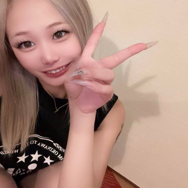 次回最短ご案内21:30頃からでっす✋

優しいお兄さんが多くて

めいｻﾝ嬉しいです🥺


雨なのでお越しの際には

足下お気をつけください🙇‍♀️


まだまだラブコールお待ちしております📞


めい‎🤍