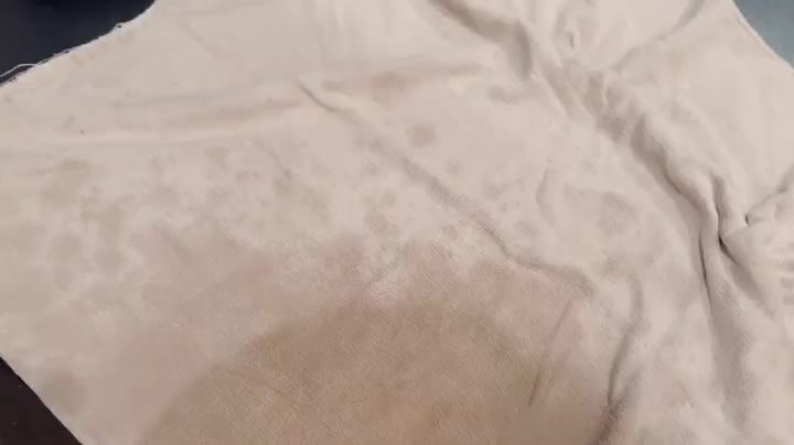 1つ前の動画を撮った後😅タオルを敷いて対策したけど全く意味ナッシング😇💧この後、綺麗に掃除しました(笑)