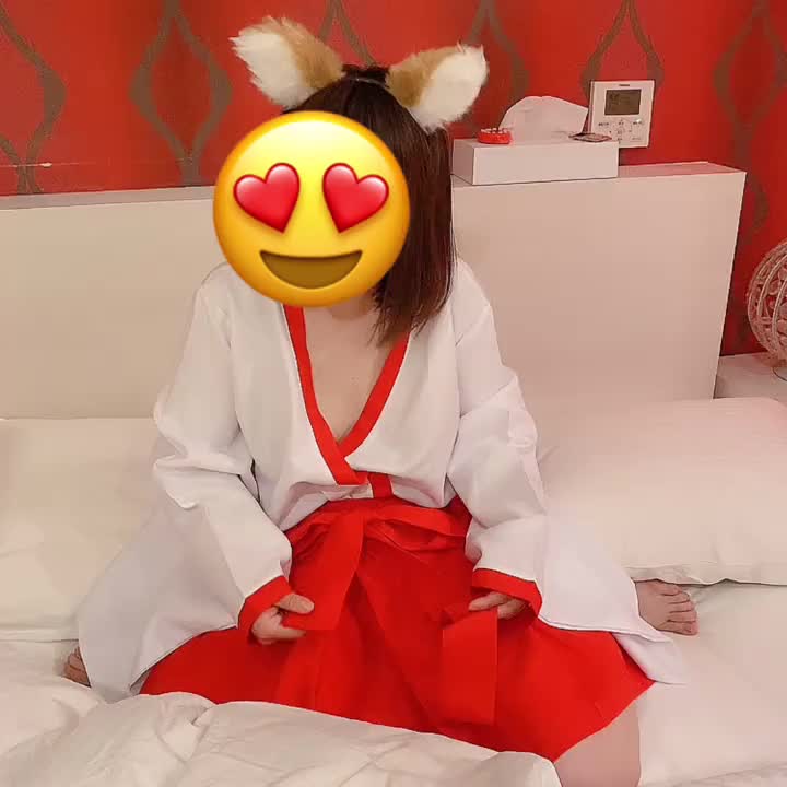 ぬぎぬぎ。