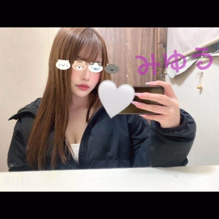 昨日もお誘いしてくれたお兄さん
ありがとうでした🤍🤍
たくさん褒めてもらえて幸せな1日でした🤍🤍

日記更新遅くなりましたが

出勤してます🌼*･
ご予約してくれた仲良しさま
ありがとうです🤍
今日もいっぱい楽しもうね🎶