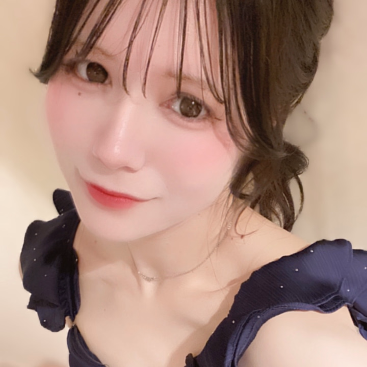 おはようございます☀️

今日も元気に出勤します💨

なんか急に寒くなったね🥶
体調気を付けてくださいっ😘