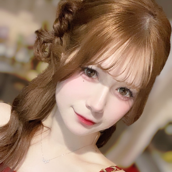 イメチェンしたぁ🥰

どうかな😳

感想まってます🫶

今日は7:00〜15:00までです🩷