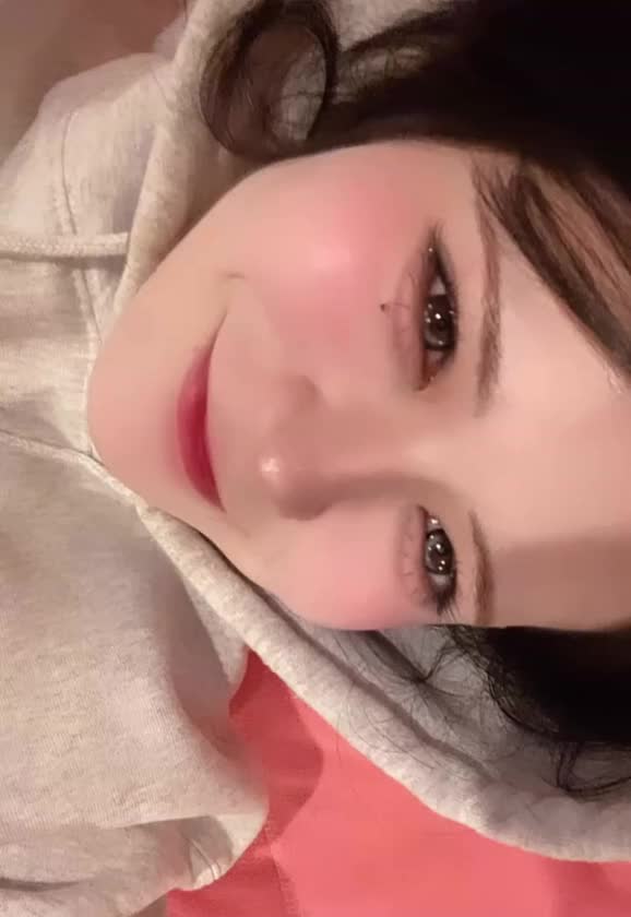 おはよう☀️
たまにはラフなあおいちゃんも
見せちゃいます🩷

パーカーもいいでしょ😘

米子のお兄さんみんな
優しくてしあわせ🫶