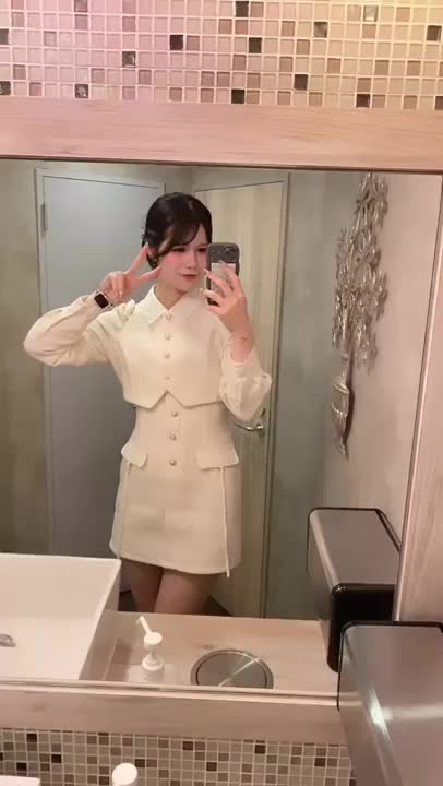 私服かわいいでしょ🥰

コスプレの写真とかもあるから
これから載せていくね📷✨

昨日も急きょ出勤したのに
たくさんのお兄さんにお会いできてしあわせです😌🌟

また来てくれたら嬉しいなぁ☺️