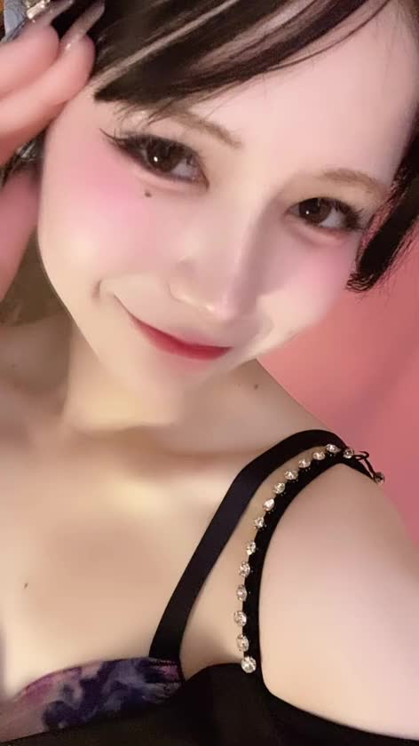 こんにちは☀️

ドアップ失礼します💘

昨日もたくさん会いにきてくれて
ありがとう😘

みんな満足して帰ってくの見て
あおいちゃんはうれしいです🫶


たくさんイチャイチャして
幸せな気持ちで帰ってね〜🥰

今日もお待ちしてます🤍