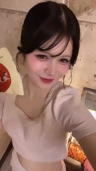 お兄さんから頂いたどら焼き💝
美味しくて最高です😽💕

素敵なお兄様ばかりで
うれしいです☺️

たくさん褒められると
嬉しくて頑張っちゃう(//∇//)

今日は２３時前までいるのでお待ちしてます😘