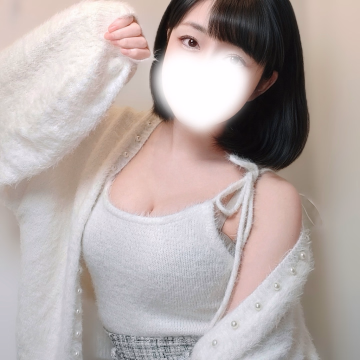 こんばんは…!

ハピネス東京吉原店のことねです︎🤍
お兄さま達は忘れられないバレンタインの思い出💭ありますか…?
ことねは、、、


明日は10-20時で出勤します🛁
お兄さまとお会いできるのを楽しみにお待ちしてます♡


ことね