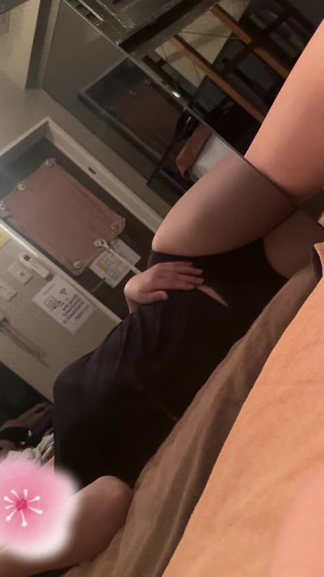 可愛い下着もいいけど、こういうシンプルな下着も一周回ってエロいよね❤️