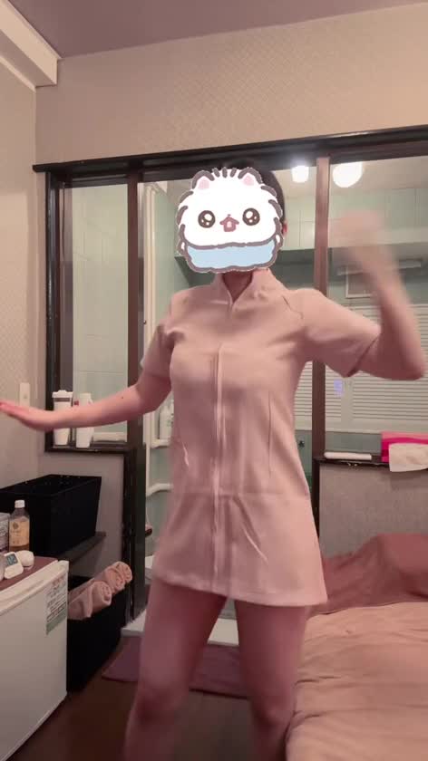今日もTikTok更新したよ〜⤴️

完全版は7659emk_で検索検索ゥ🕺💃

次、明後日出勤するか悩み中〜🤔

出稼ぎの相談もしたいしね〜