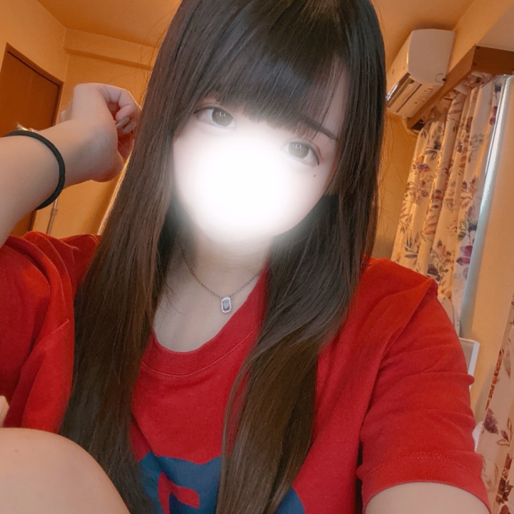 気付いたらお昼過ぎてた😳

そろそろ海鮮食べたいな🤤
米子のご飯食べれてない😭💦

このあともお誘い待ってます🍀*゜
