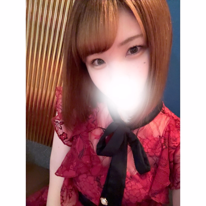 こんにちは☺️

昨日お会いできた五反田の仲良しさん
約1ヶ月ぶりの本指名のお兄さん方
初めましてのお兄さん方
ありがとうございました❤️‍🔥❤️‍🔥❤️‍🔥
差し入れもありがとう🥹

今日も24時までいます！
いっぱい遊んでねえええ😚😚