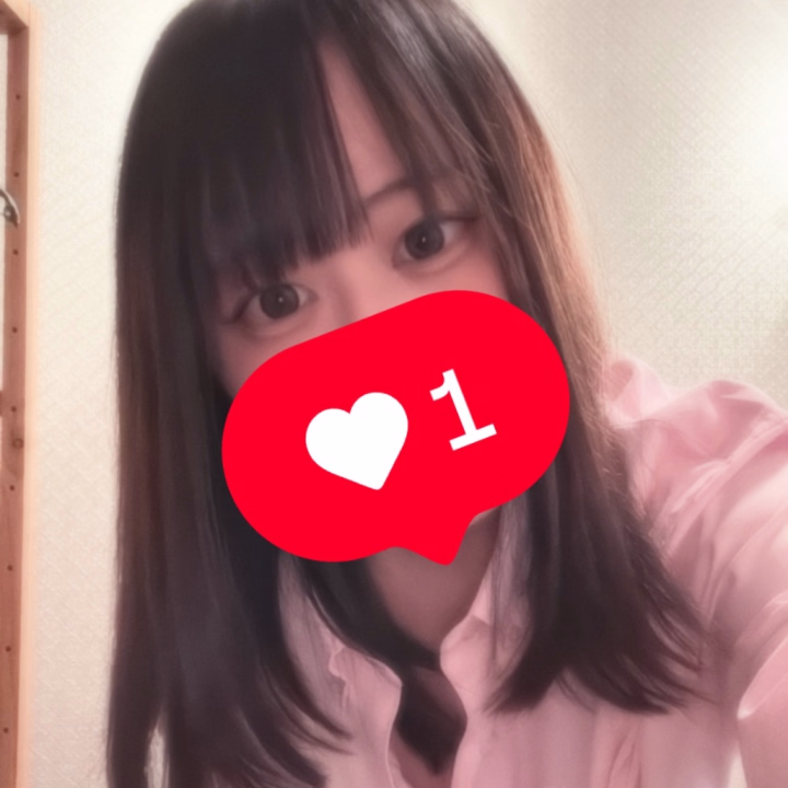 おはようございます☀️



今日はいつもしない画角から写真を撮ってみたよ📸✨



どうかな(˙˙*)?︎💕︎



可愛いっ🙈💓ってしてくれたお兄さんはいいねお待ちしてます*ˊᵕˋ*♡



9:00〜21:00まで出勤中なのでお時間合うお兄さん是非ご予約お待ちしてます☺️🫶