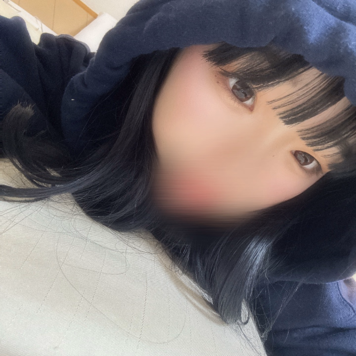指1本でも
きつきつなゆうかの
下のお口🥺💕
けどすぐ濡れるから
すぐ入っちゃう🤭🍌

なんかゆうかちゃんの中ってあったかいみたい！！

きゅーってへばりつく感じ？がするみたいで
気持ちいいらしいです💖


どれだけ耐久できるか、
チャレンジしてみよ？👀

今日まだまだ空いてます！🈳

今がチャンスかも😳
待ってるね🥺🥺