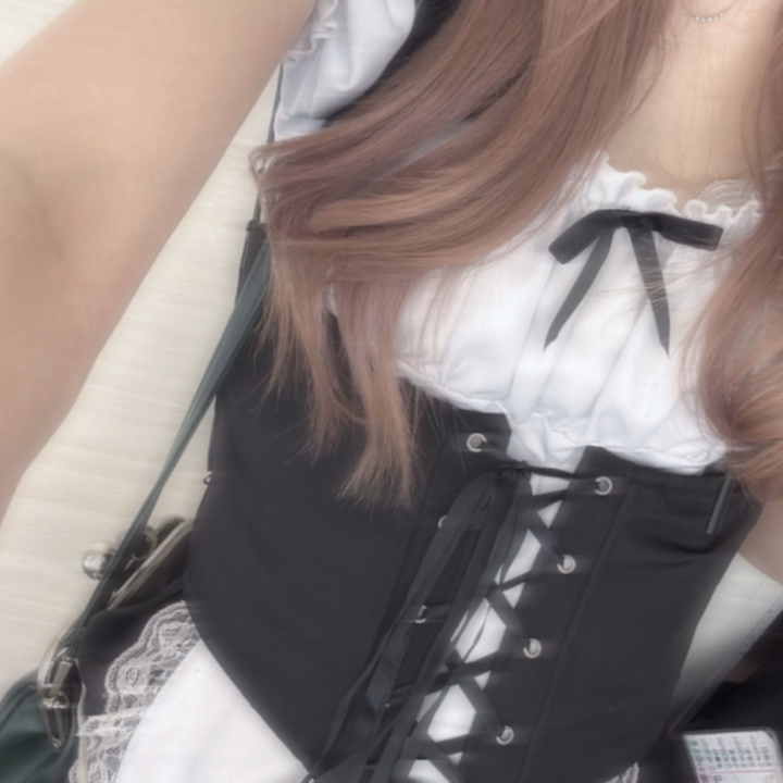お兄様から見た角度👀🔞💕

早く、オマンも乳首も沢山攻められたいよ🙈🥺❤️‍🔥

お兄様に気持ちいいところ責められたら

沢山喘いじゃって、沢山感じちゃう...

だって、溜まってるだもん🥹💕💕

喘ぎ声がエッチいっていうのは、ここだけの秘密㊙️🙄💕