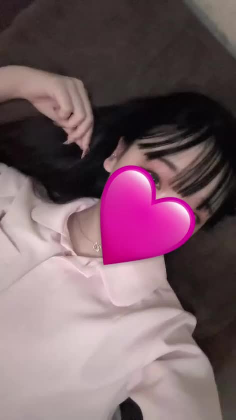 過去1「可愛い」、「エロい」、「キスをめちゃくちゃしてくれる」「キツすぎてやばい」

って何人ものお兄様に
言っていただけて嬉しい😭💕

褒められるだけ成長できる
女の子だからもっと褒めて？👀笑


最後はゆうかのアソコで果ててみる？㊙️