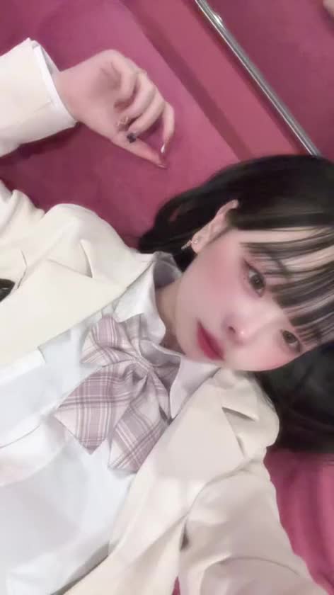 ゆうかの天然Cかっぷを揉みたい
お兄様はいないかな〜🤭🫶
 
乳首の大きさとおっぱいの
大きさのバランスがちょうどいいとか
可愛いって
って言ってもらえるので……🙈💖💖
 
お兄さんのギンギンのオ⚪︎ンポを気持ちよくしたいなあ////