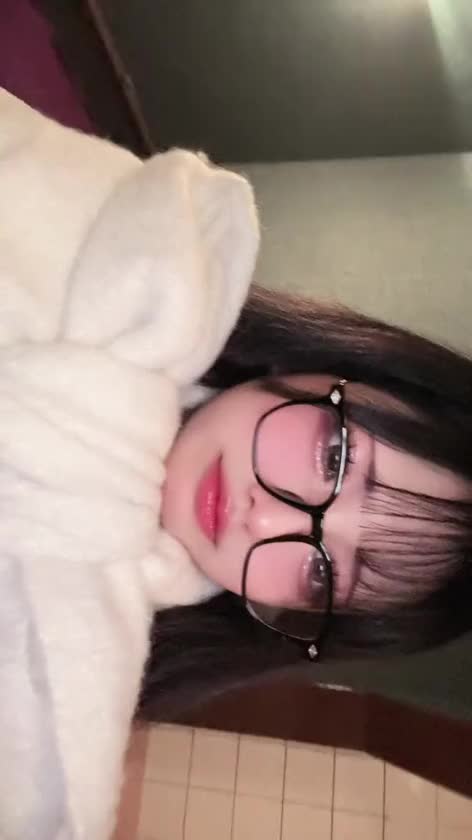 この後友達に連れてかれる場所

ラウンドワンだと知らずに🎳呑気に

ルンルン🎶いつも通り猫カフェか

ご飯だと思ってました、