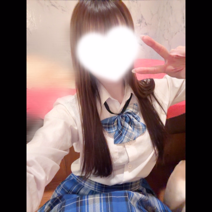 おはよ💞💞
今日は15:00までです🙂‍↕️
受終は14:00ぐらいまでなので、
お早めに🥺
すでにご予約のお兄様ありがとうございます💞朝からすごく暑いから気をつけてね☺️では本日もよろしくお願いします❣️まだまだお誘いお待ちしてます⭐️⭐️