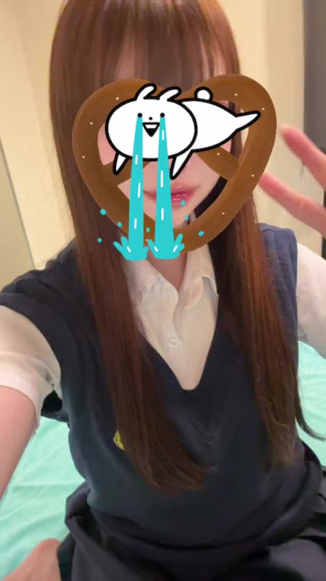 この後のお誘いありがとうございます💞💞
本指様とも会えるのとっても嬉しいな🥺
19:30~22:00ごろまで
空いております🙆‍♀️💞
考えてくれてるお兄様‼️
早めに抑えちゃってください🤭🫶🏻
楽しい夜にしちゃいましょうね😉🫶🏻
では、まだまだお待ちしてます🎶
