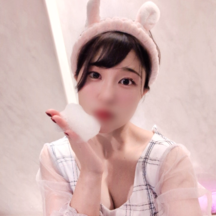 本日21時からいまーす！
夜の短い時間ですので
1枠〜2枠のみになります🥹

観光でこられてるお兄様、福岡、味わっていかん？ハピネスにきんしゃい♥️

みう🐮🍜