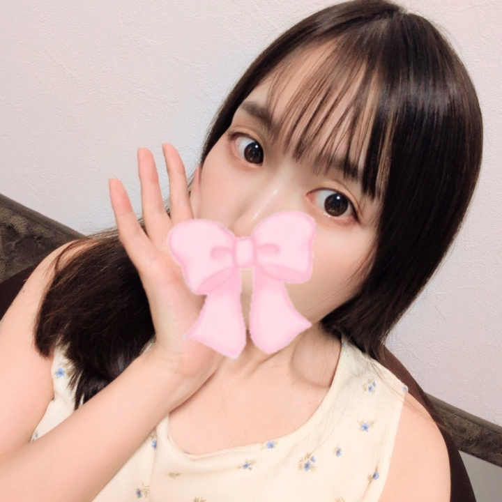 おはよ☀️🐾

今ちょうど支度中〜！
さとみも毎朝ちゃんと起きて
ちゃんと会社行く人なんだよ？笑

電車の中でこれ読んでる人いる？👀
なんかそれだけで
ちょっと仲間な気がしてにやけちゃう🌿

昼間はずっと事務員してるから
夜しか会えないんだけどね😌✨

今夜22時から出てるよ🐾

👇SNSも見てね🐾