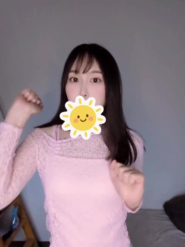 今ね、出勤の支度してる🪞✨
鏡の前でちょっとそわそわしてる時間
実は好きなんだよね☺️💕

今日会いにきてくれる人のこと
なんとなく考えながら準備してると
早く会いたいなってなる🌹

20時にはお店にいるから🕗
今夜さとみに会えるの、今日だけだよ🌙

仕事終わって疲れてるでしょ🫵
そのまま来て、全部さとみに預けてみて☺️

来てくれないなら、さとみ少し意地悪になっちゃうかも🥺🐾

👇SNSも見てね🐾
https://lit.link/satomi