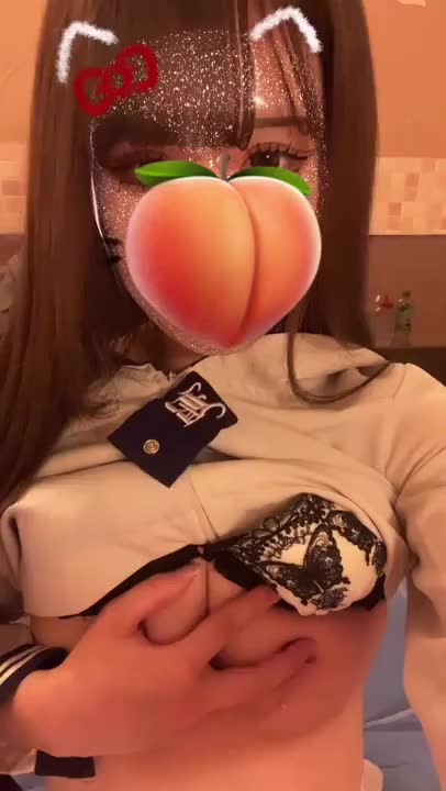 お兄さんはどんなシュチュエーションでえっ◯するの好きですか❔🔞

私は結構お風呂でやっちゃったりするのも好きです、、///❤️

鏡の前で、、とかも興奮しますたくさん興奮したい💓

変態さんどこですか！！🥹