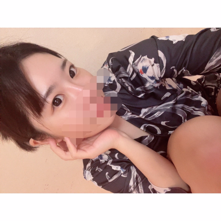 おはようございます☀️


本日も眠気に勝利し、出勤いたしておりますゆんなさんです✌️


本当に何時間でも寝れちゃう不思議🐑


最近やっと朝起きてすぐと、寝る前にミニ活動をやっと習慣として生活に取り組むことができるようになりました😇

何かができるようになりたい❕
という心意気は一丁前にあるものの、行動がついてこない日々だったので自分なりには大きな進歩だとおもっています💭

サボりたい気持ちと常に隣り合わせではありますが、取り組む自分を褒めながら（甘い）これからも続けていきたいです😉


さて今日もお約束多数！
ありがとうございます😌
電車の乱れもあるようなので、気をつけおこしくださいね🥹


それでは今日もあなたにとってはっぴーな一日になりますように✨



ゆんな🌼
