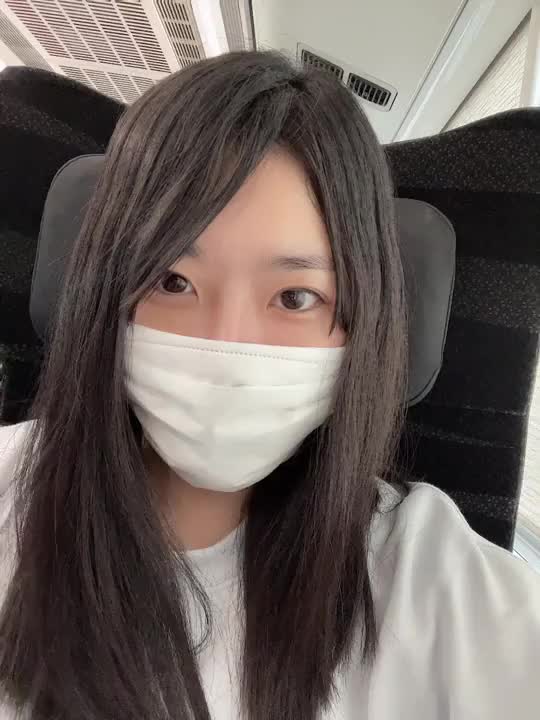 こんにちは！！

ゆんなさん少しおやすみ期間いただいてましたが、(メンテナンスしたり法事だったり毎日バタつきではあった)水戸にて復帰～！！💪🏻( ¨̮ 💪🏻)

本日から29日までお世話になります🫡

なんだかんだ言いまして初めての水戸10日間出勤なのですよね～！
ちょっぴり不安なところもありますが、いつもどおり一緒にいる時間を一緒に楽しんで頂けると嬉しいです😘

笑顔で2025年を締めくくりましょう🎵
それでは！！

P.S
動画はありのままゆんなさん😗



ゆんな🌼