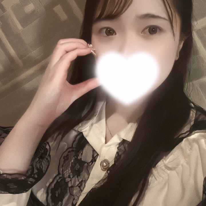 お兄さん
おっはよーん☀️
ひなだよん🐥⸒⸒

今日は土曜日だから
ひなとふたりっきりで過ごせるお兄さん多いかな？🤔

ひないい子で待ってるからお誘い待ってるよん🌟