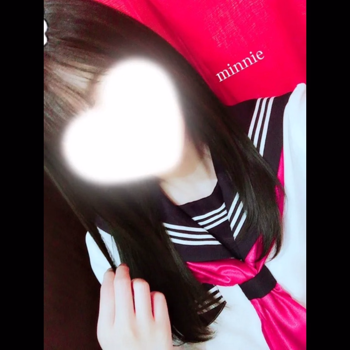 出勤しました‎ദ്ദിT⥿T⸝⸝˘

天気悪すぎる( ᐪ꒳ᐪ )
今日は雨みたいですね☔
お兄さん方傘持ってる( ᐪ꒳ᐪ )？

今日は17時半まで受付してます📞
13時半頃〜🈳あります(˶¯ᵕ¯˶)

このあと12時〜予約くれたお兄さまありがとうございます🤍
気を付けて来てくださいね‎ദ്ദിT⥿T⸝⸝˘