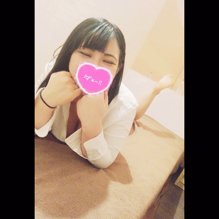 お兄さんは最後は
これで〇〇したいとかあるかな?💓
やっぱり教えてくれなきゃ
わからないから伝えてね⭐️
ゆきちゃんのもちふわおっぱいを
揉みながら〇〇しましょ〜🥰