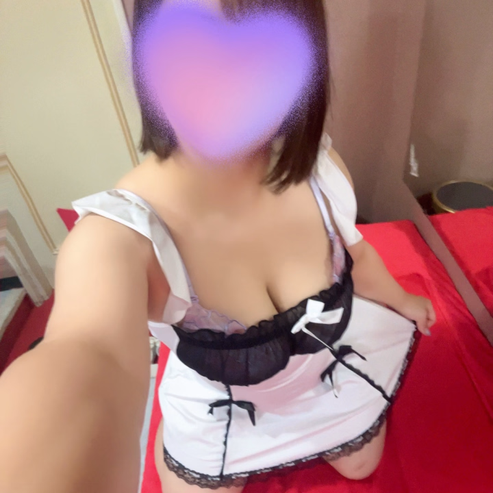 出勤したよ〜💋
今日はお兄さんのために
セクシーな下着で待機中だよ🥰
ゆきと一緒に気持ちいい時間を
過ごしましょ😉
ゆきはお兄さんにいっぱーいご奉仕しちゃうよ💕
ゆきを独り占めできるチャンスだよ〜!
お店で待ってるね⭐️