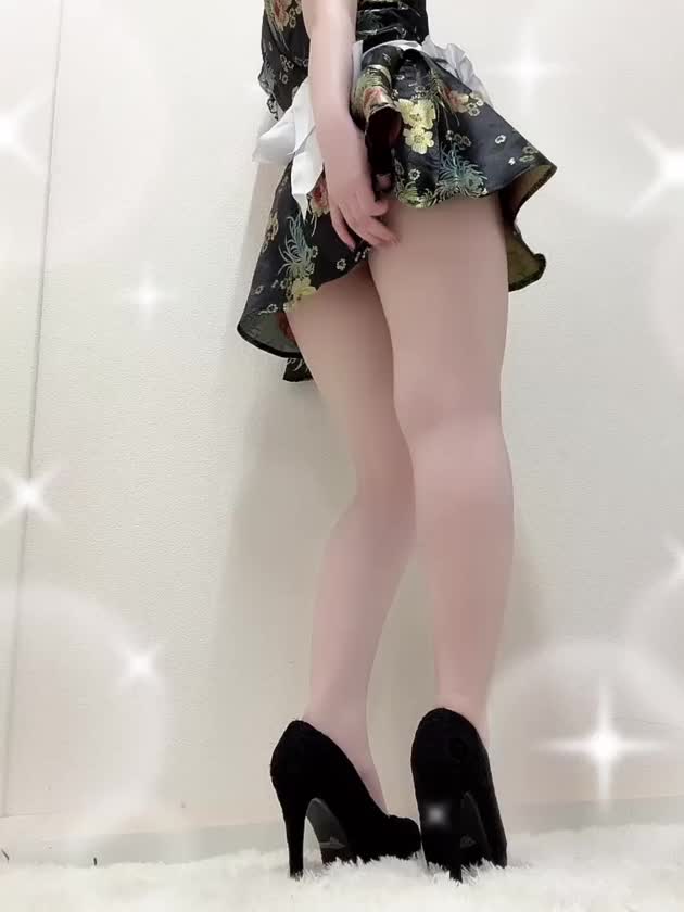 おはようございます☁️

みんな大好きおしり？🍑
みんなをおしり派、美乳派にしたい✨

お求めの方は絵真のところまで😉