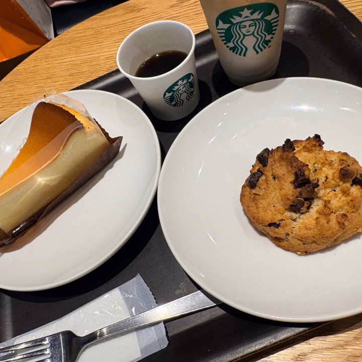 皆様こんばんは！
りりか です‪‪❤︎‬

お知らせ遅くなりましたが
お店いますよ〜！！！！
本日~24:00
明日9:00~17:00
となります！

月末は札幌のお店に行くので
今月お店に来るのは
今日と明日の2日だけですので
タイミング合えば
ぜひお会いしたい気持ち！！！！

本日残り数時間ですが
よろしくお願いいたします‪‪❤︎‬