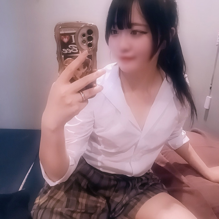 本日17時30分〜22時30分出勤です☺︎

久しぶりの出勤になっちゃったけど、今日もよろしくね😳💗