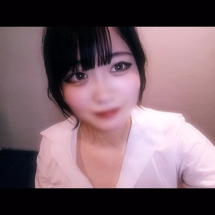 本日22時30分まで出勤してます☺︎

短いけどよろしくね😊💞
