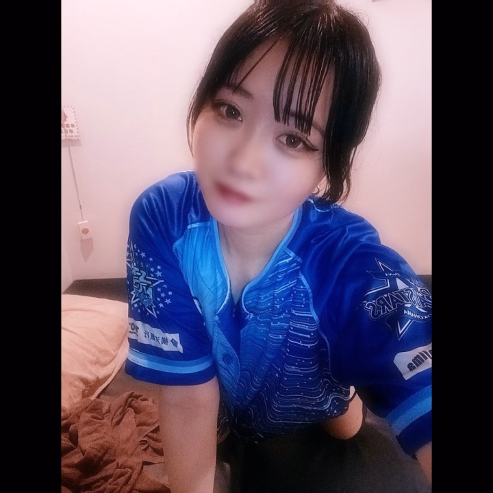 本日出勤してました💦

次の出勤は月曜日の14時〜です🙇‍♀️
待ってます☺︎