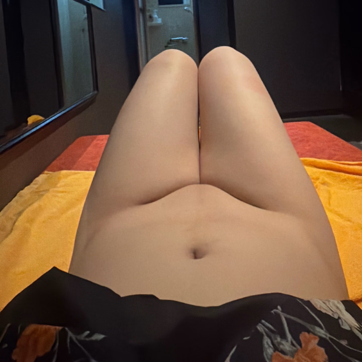 お疲れ様！！

こりはかおる目線の写真。

今日はお兄さんたちかおるの雑魚乳首いじめてくれてありがとう💓

明日で札幌ラスト❣️17時〜24時まで❣️
